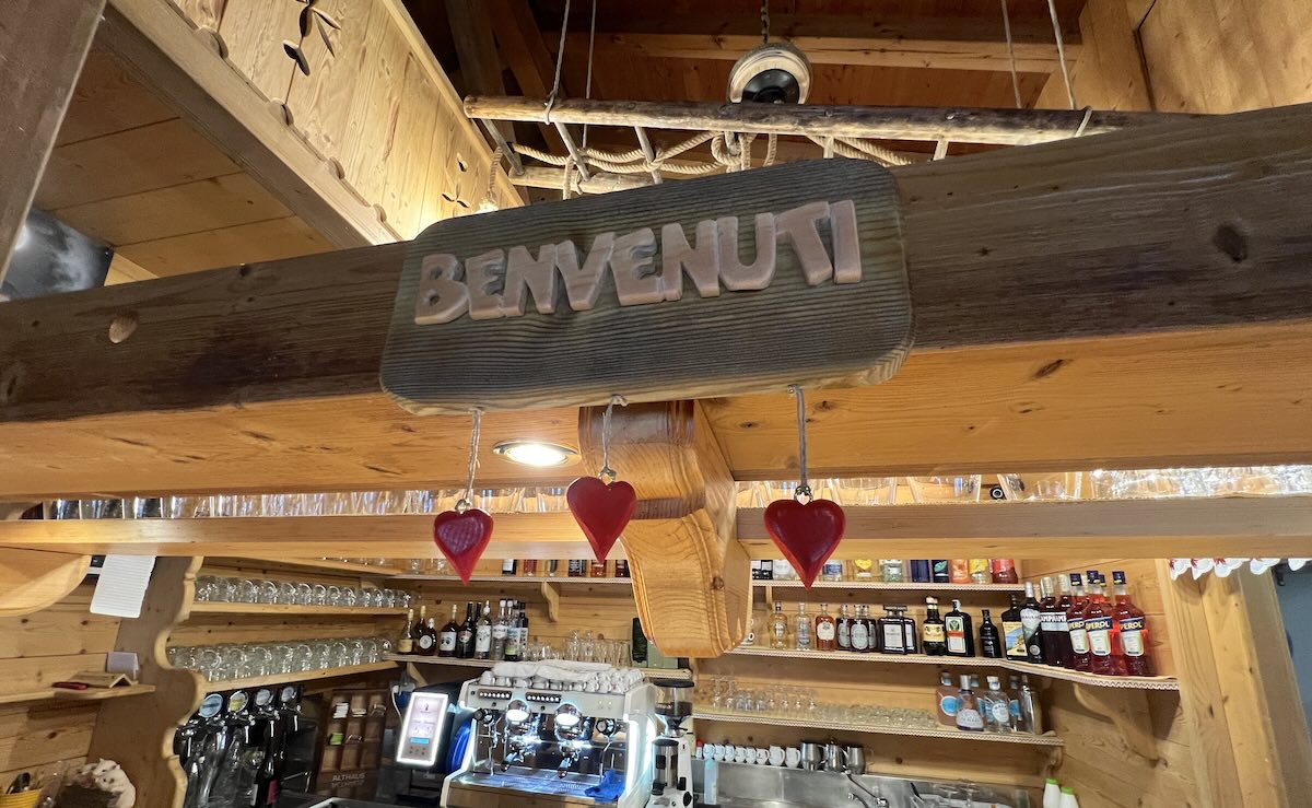dolomiti ski bar forni di sopra dolomiti ski bar forni di sopra
